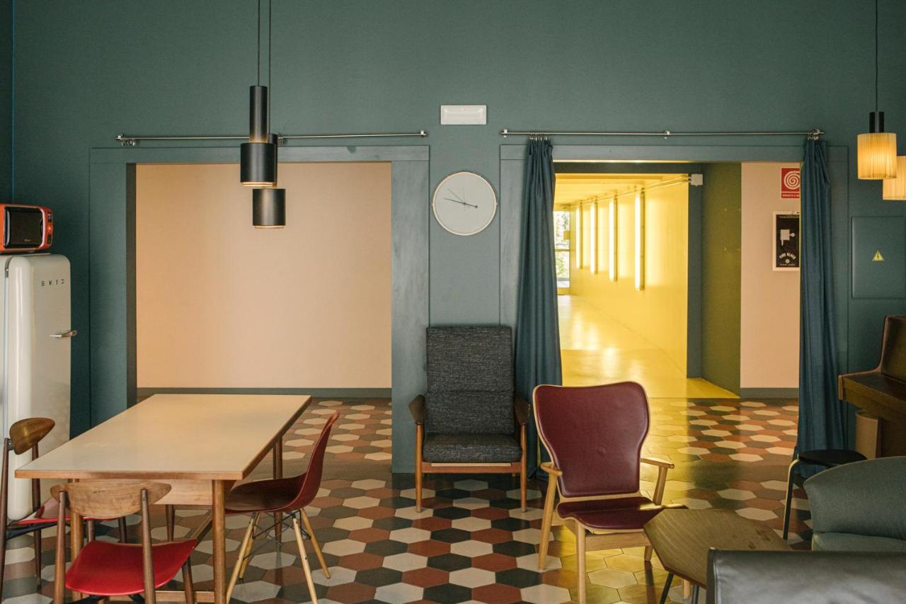 Casabase Hostel Milan Bagian luar foto