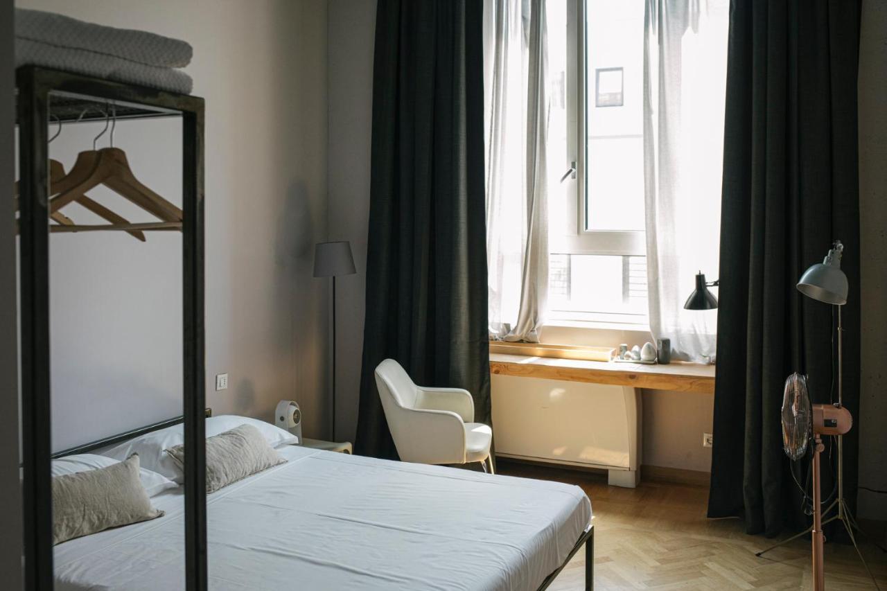 Casabase Hostel Milan Bagian luar foto