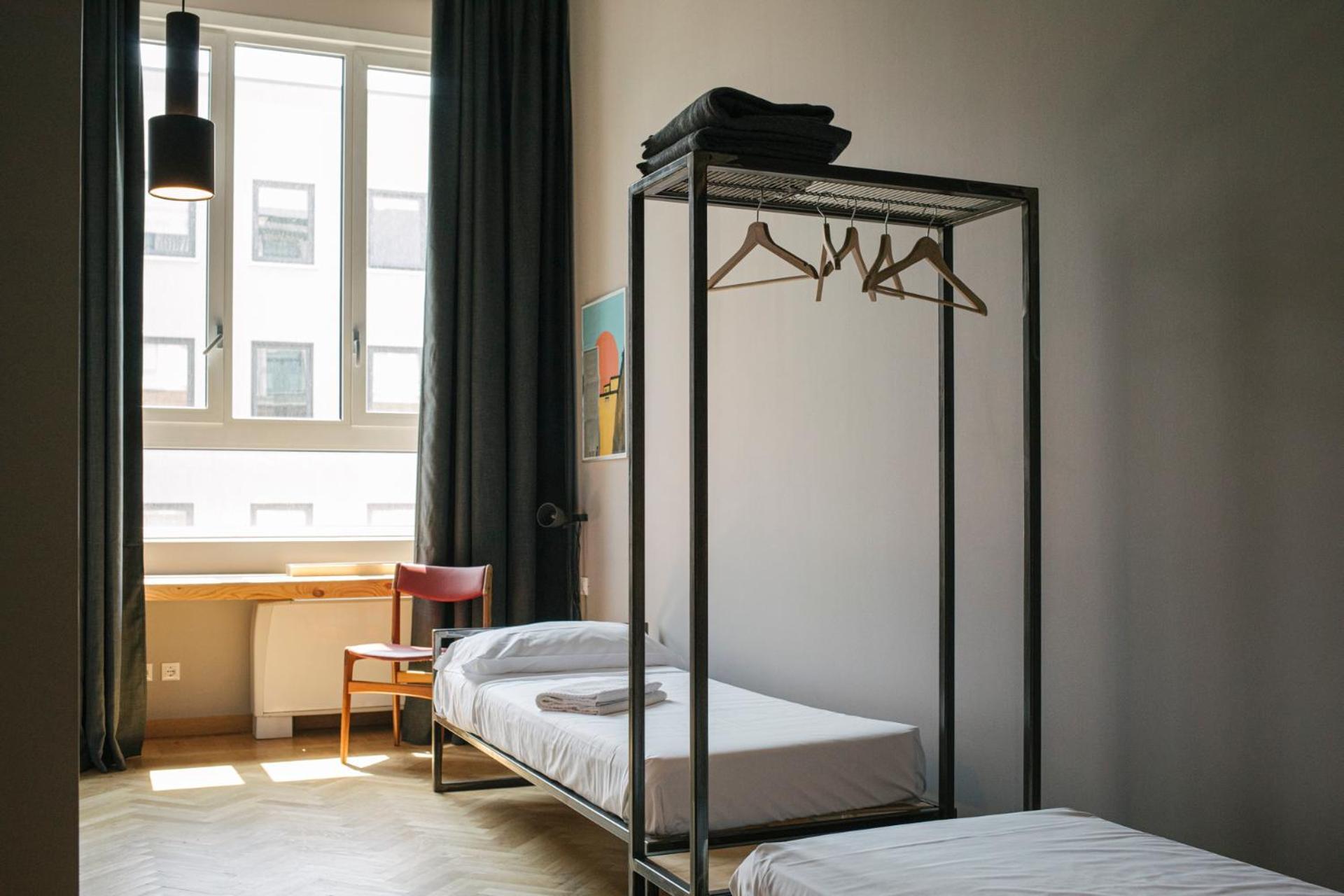 Casabase Hostel Milan Bagian luar foto